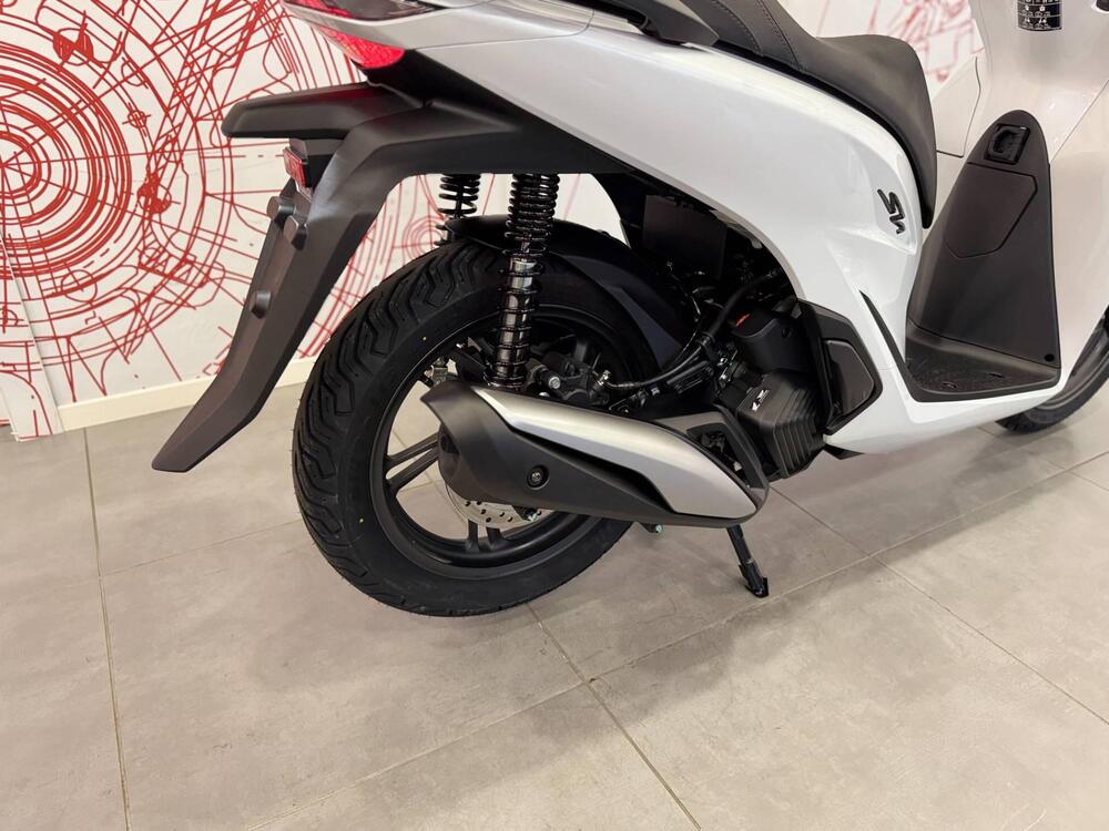 Honda SH 125 (2026) (11)