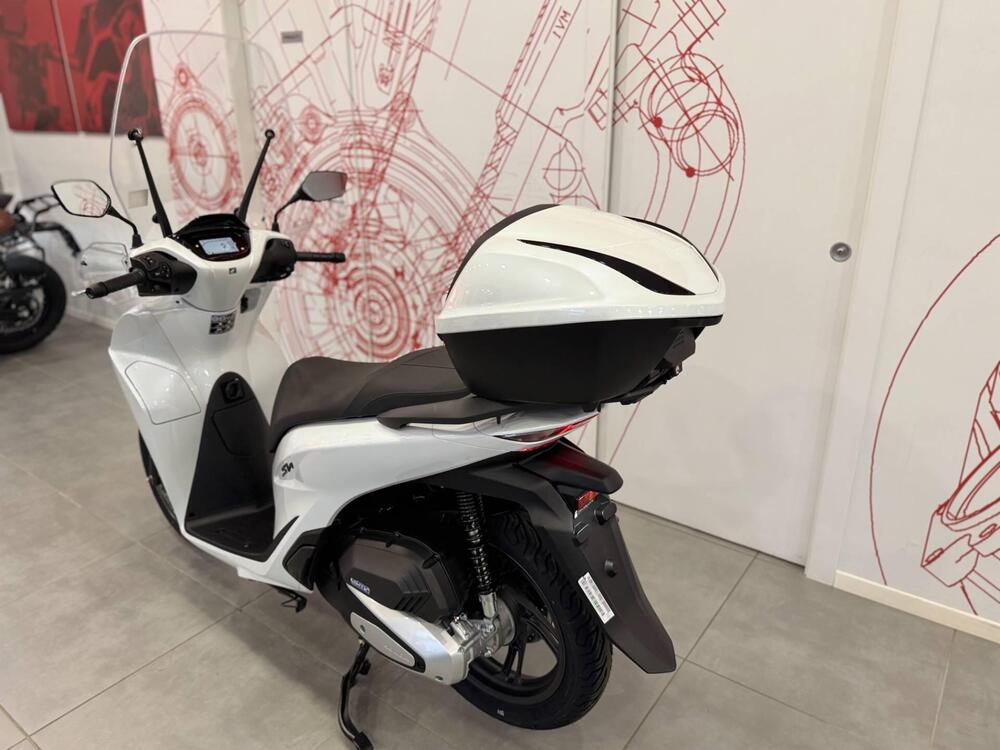 Honda SH 125 (2026) (16)