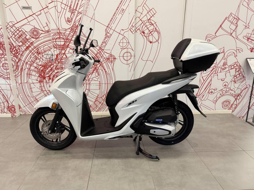 Honda SH 125 (2026) (4)