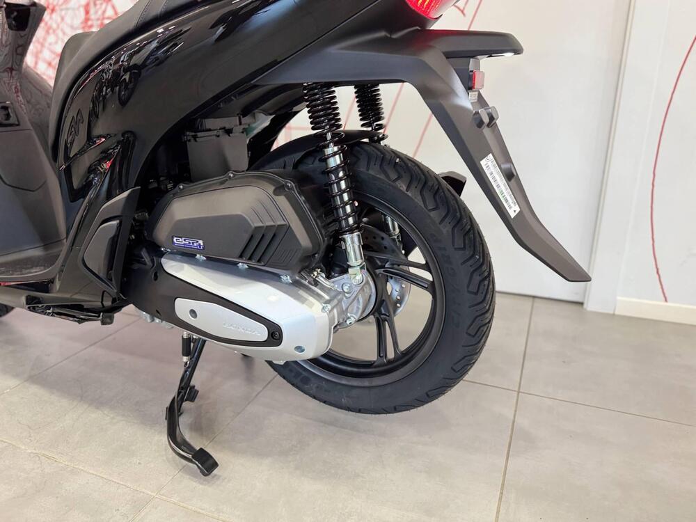 Honda SH 125 (2026) (15)