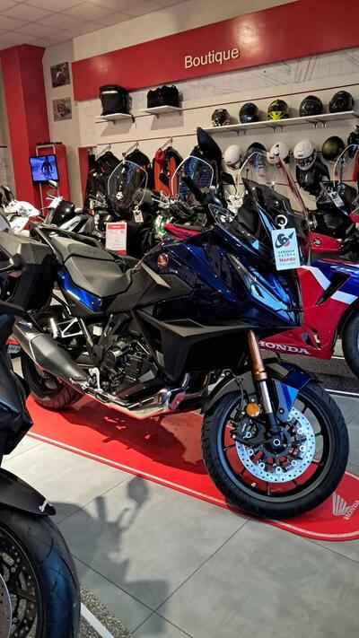 Honda NT 1100 DCT Electronic Suspension (2025 - 26) nuova