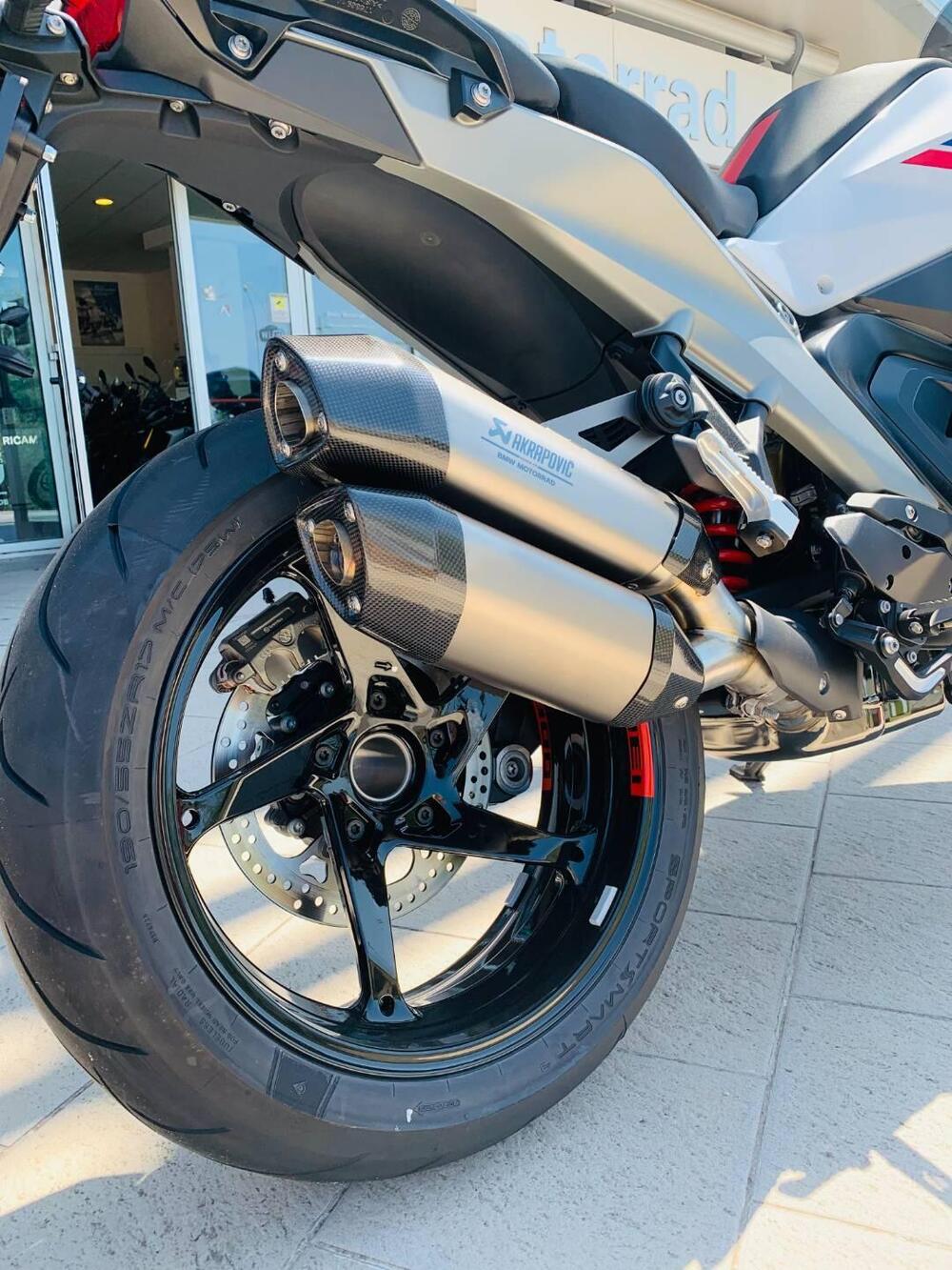 Bmw R 1300 RS (2026) (2)