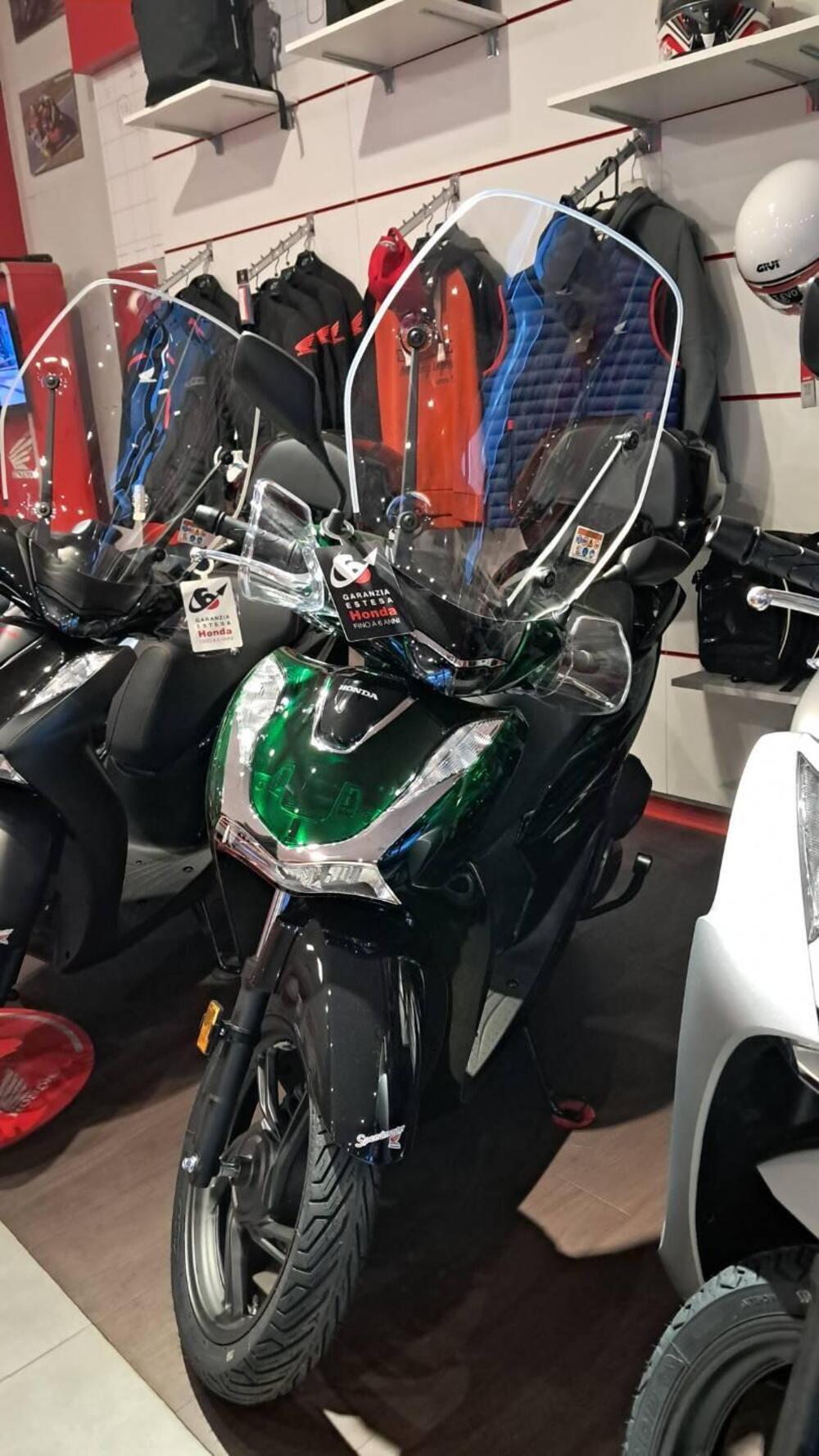 Honda SH 150i Vetro (2024 - 25) (2)