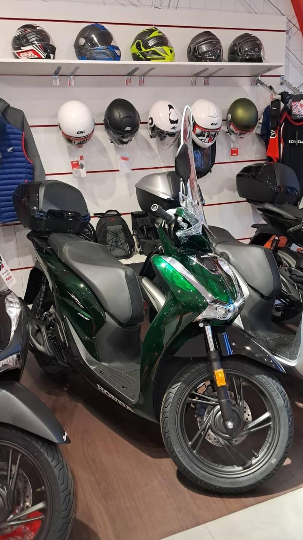 Honda SH 150i Vetro (2024 - 25) (3)