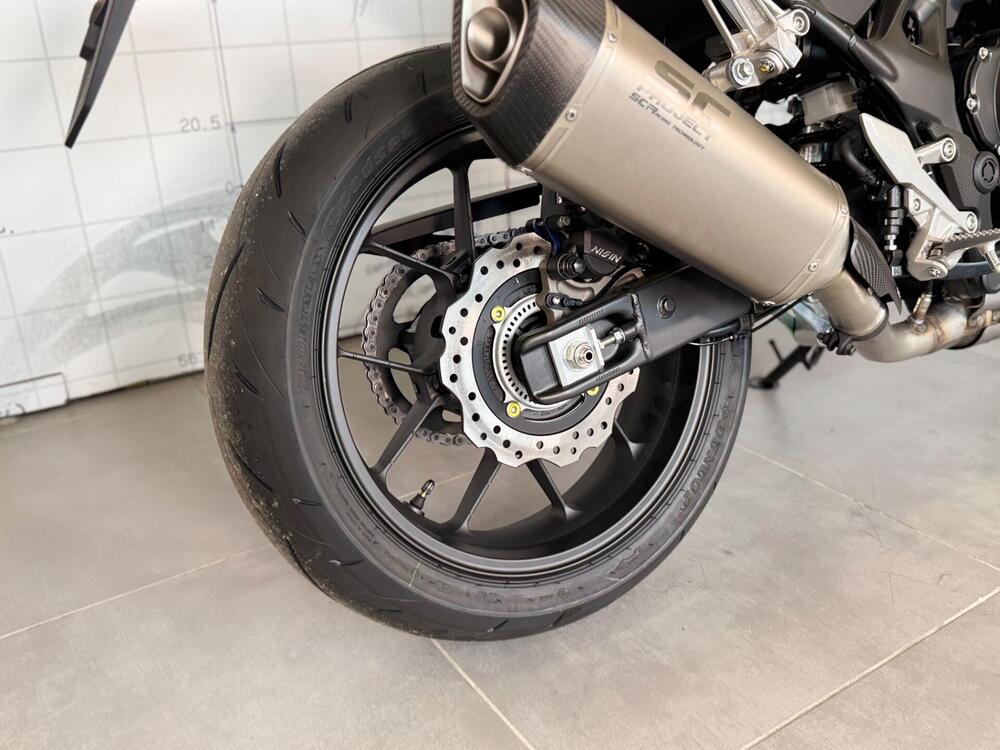 Honda CB 750 Hornet (2025) (10)