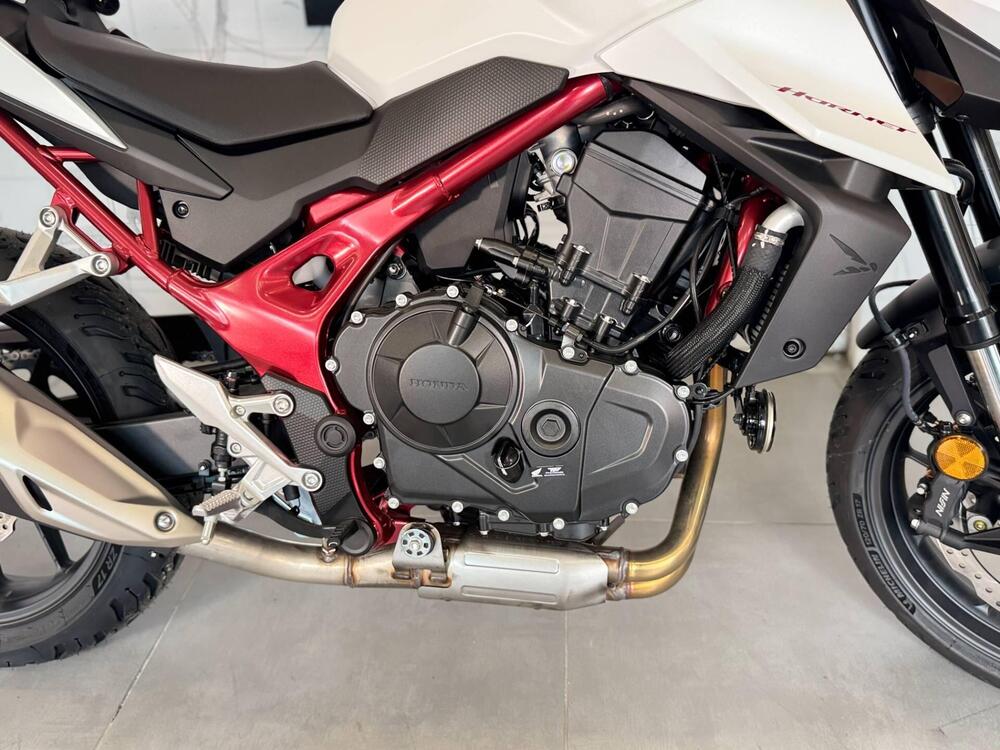 Honda CB 750 Hornet (2025) (10)