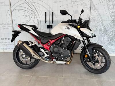 Honda CB 750 Hornet (2025) nuova