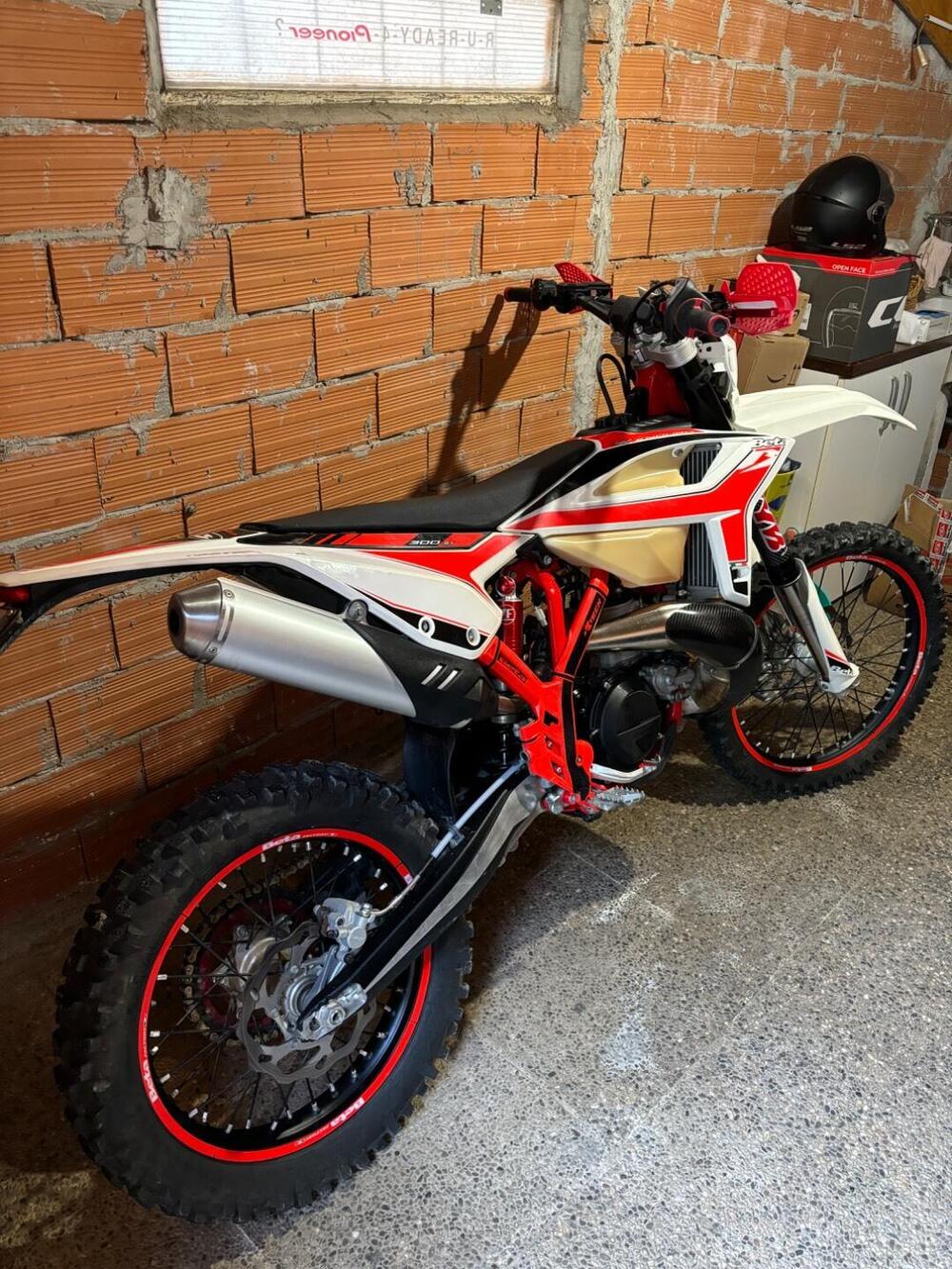 Betamotor RR 300 2T Enduro (2020) (2)