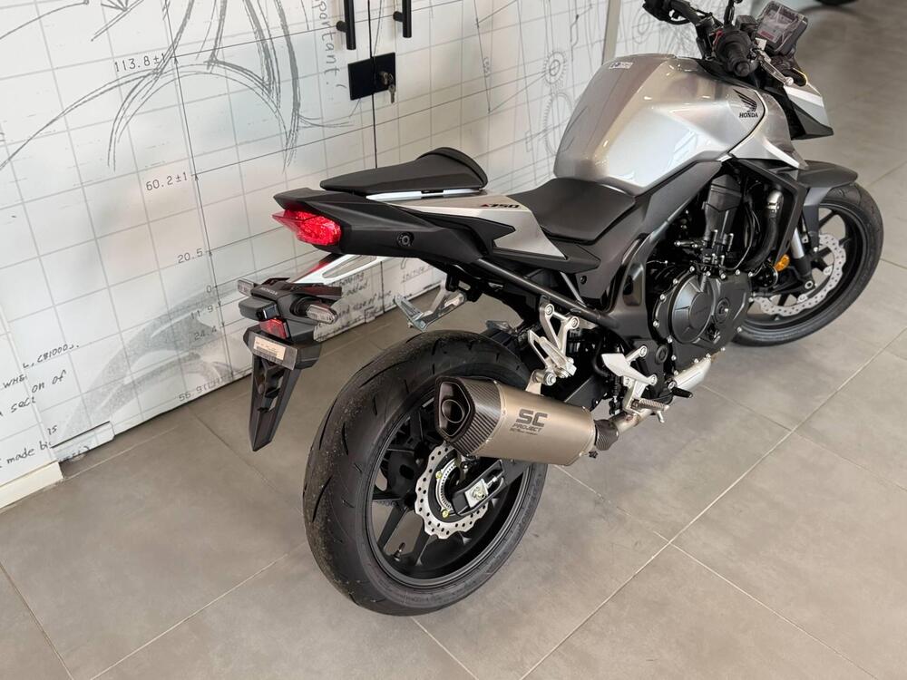 Honda CB 750 Hornet (2025) (11)