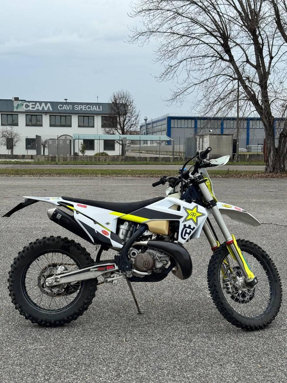 Husqvarna TE 300i (2020) (3)