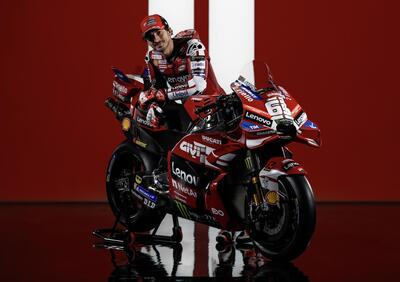 MotoGP 2026. Pecco Bagnaia: “L'obiettivo è iniziare bene, poi penserò al rinnovo. Critiche? Il 90% erano superflue” [VIDEO]