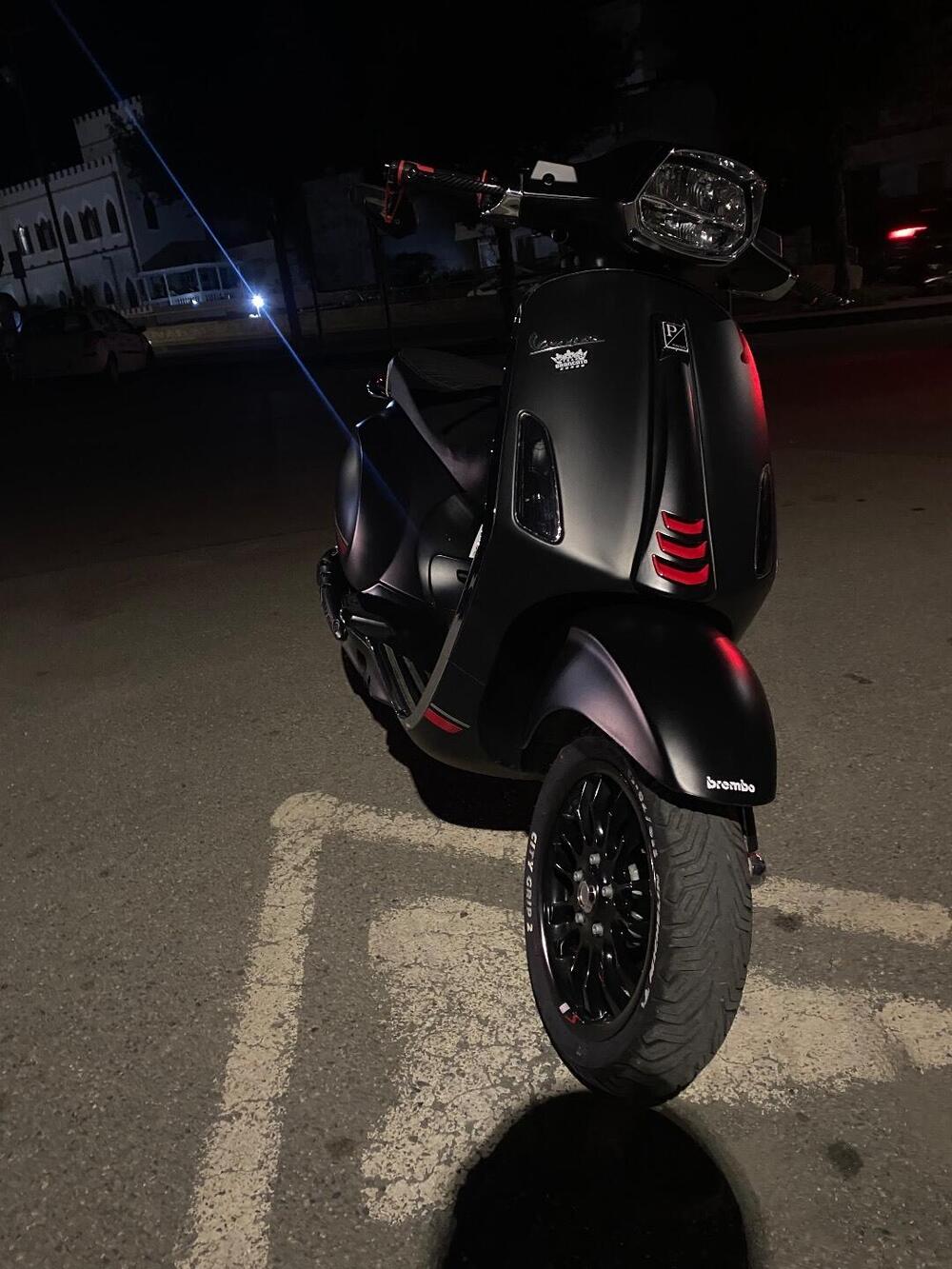 Vespa Sprint 50 Sport 4T 3V (2021 - 22) (3)