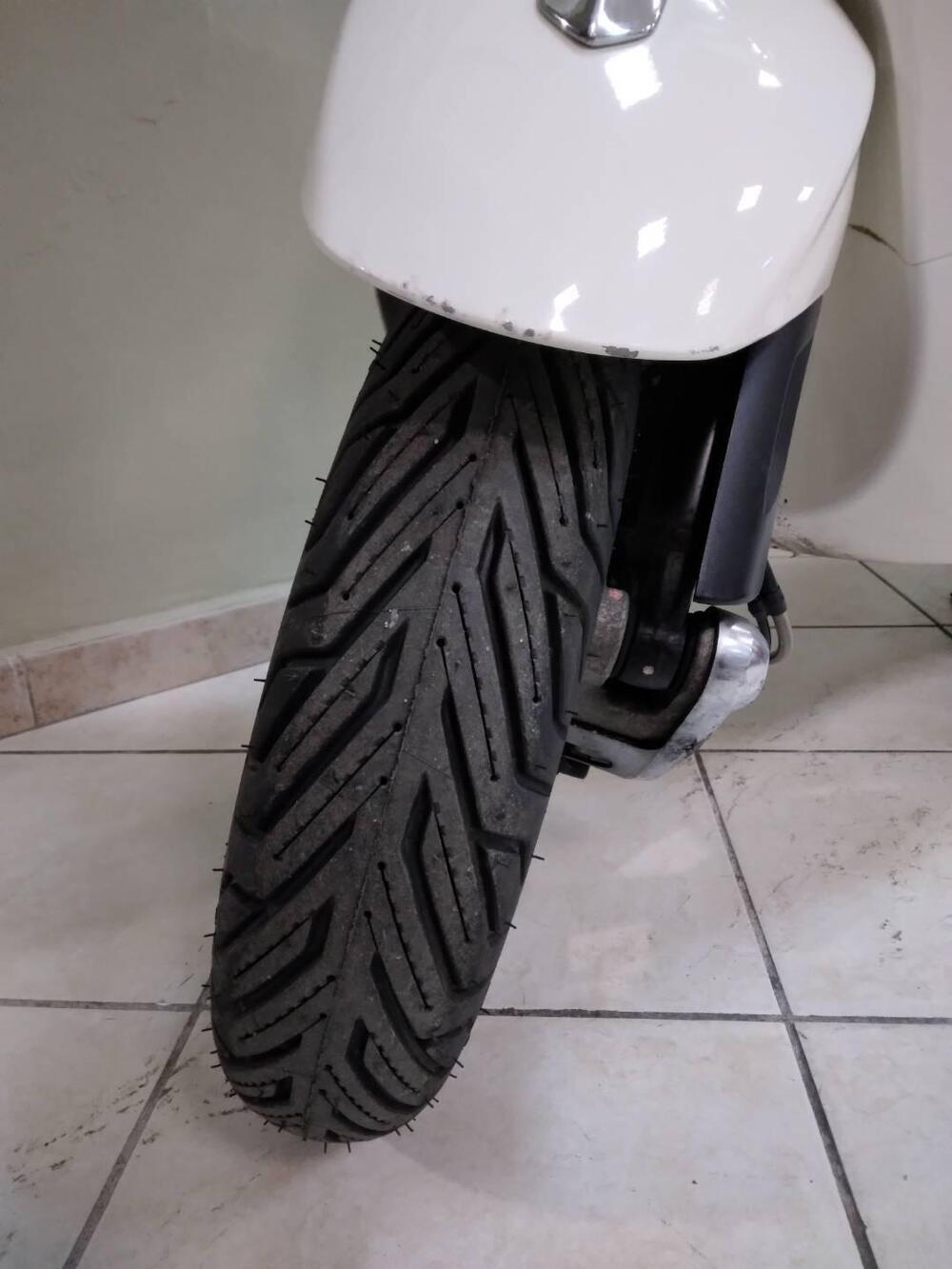 Vespa Primavera 150 3V ie (2014 - 16) (3)