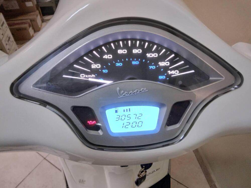 Vespa Primavera 150 3V ie (2014 - 16) (4)