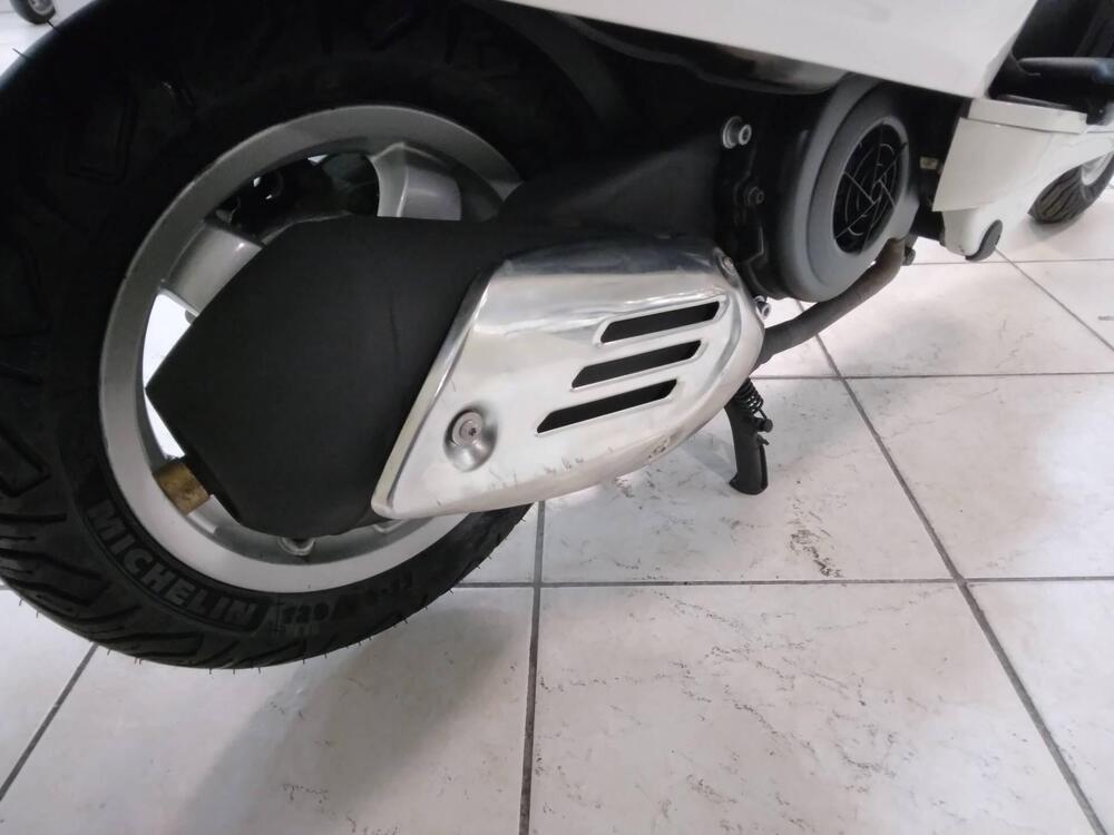 Vespa Primavera 150 3V ie (2014 - 16) (9)