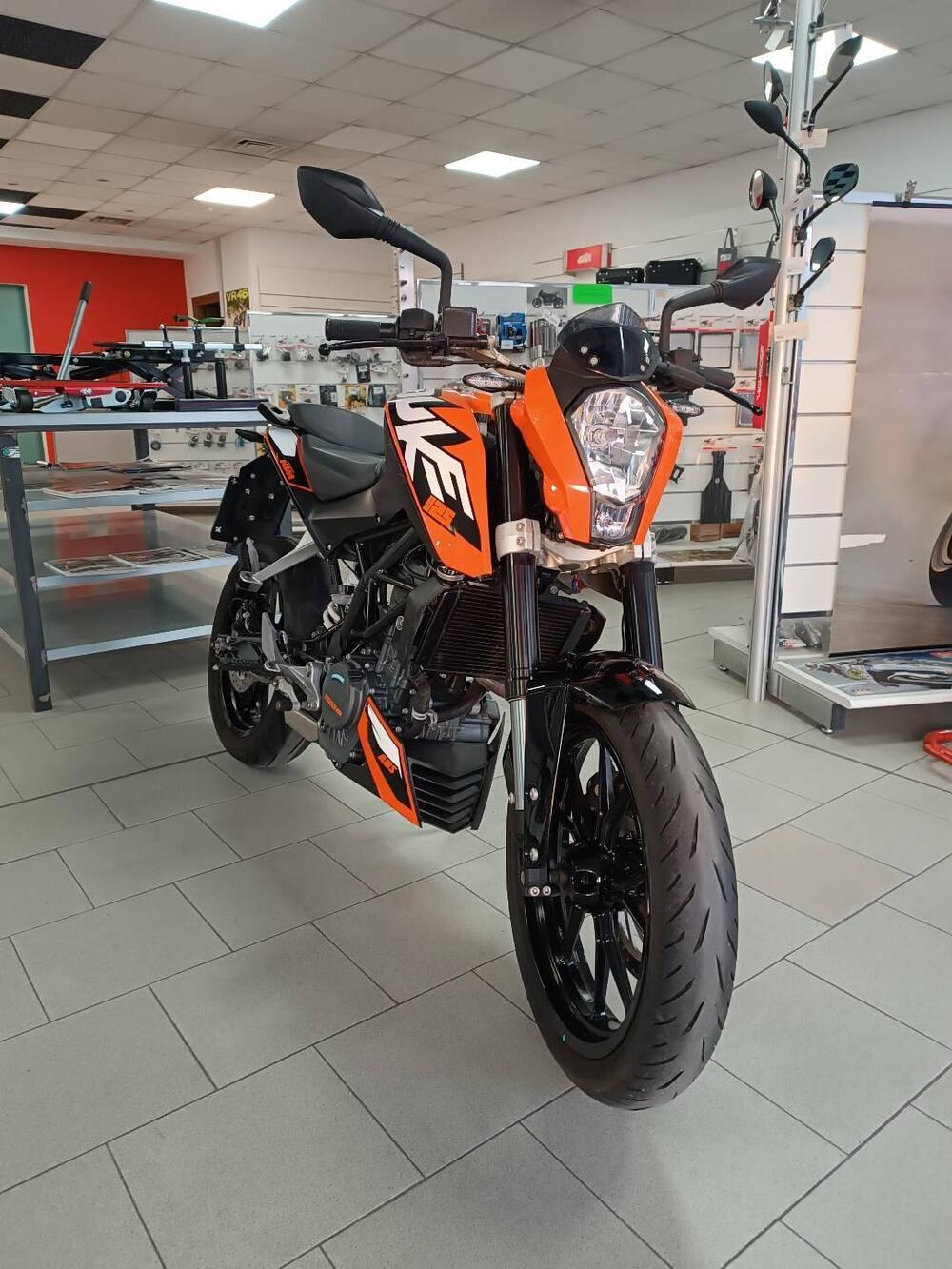 KTM 125 Duke ABS (2013 - 16) (3)