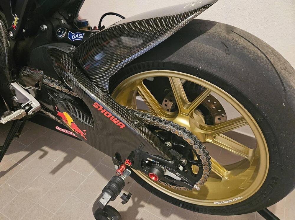 Honda CBR 1000 RR Fireblade (2012 - 16) (15)