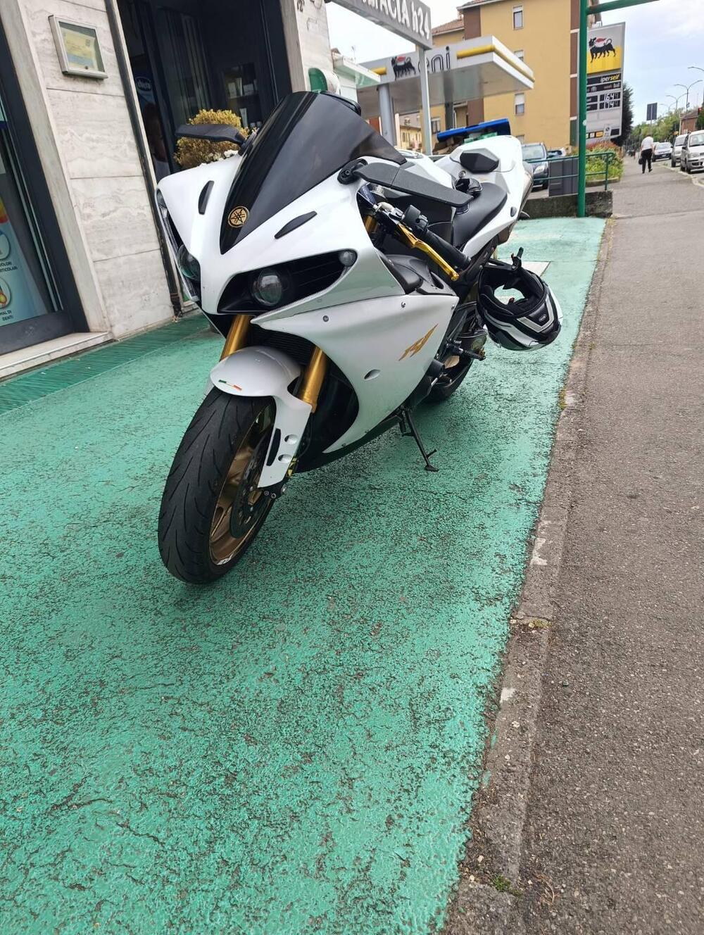 Yamaha YZF R1 (2012 - 14) (2)