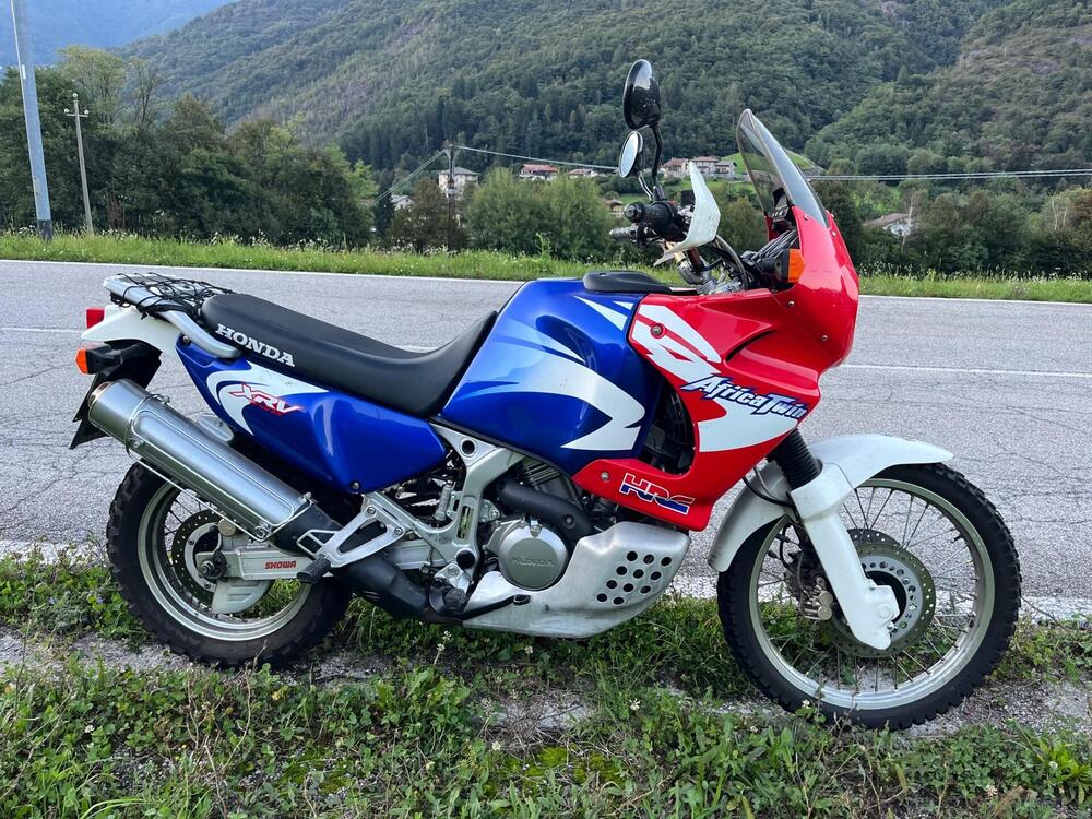 Honda XRV750 Africa twin (3)