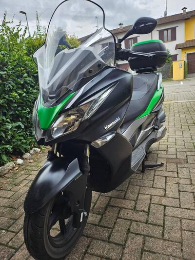 Kawasaki J 300 ABS (2014 - 16) usata