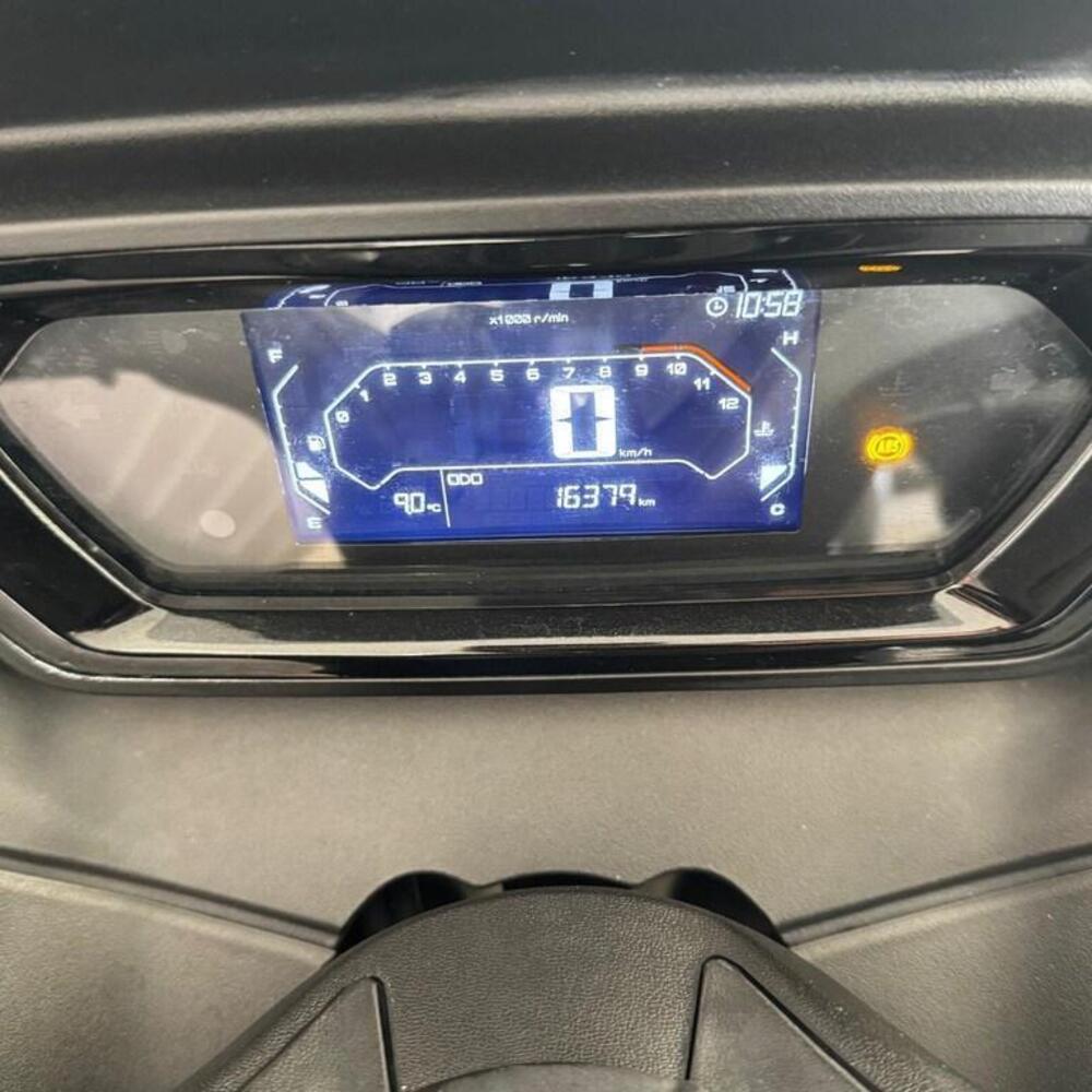 Yamaha X-Max 300 (2021 - 24) (5)