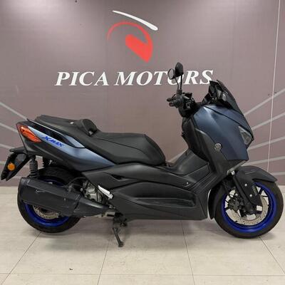 Yamaha X-Max 300 Tech Max (2021 - 24) usata