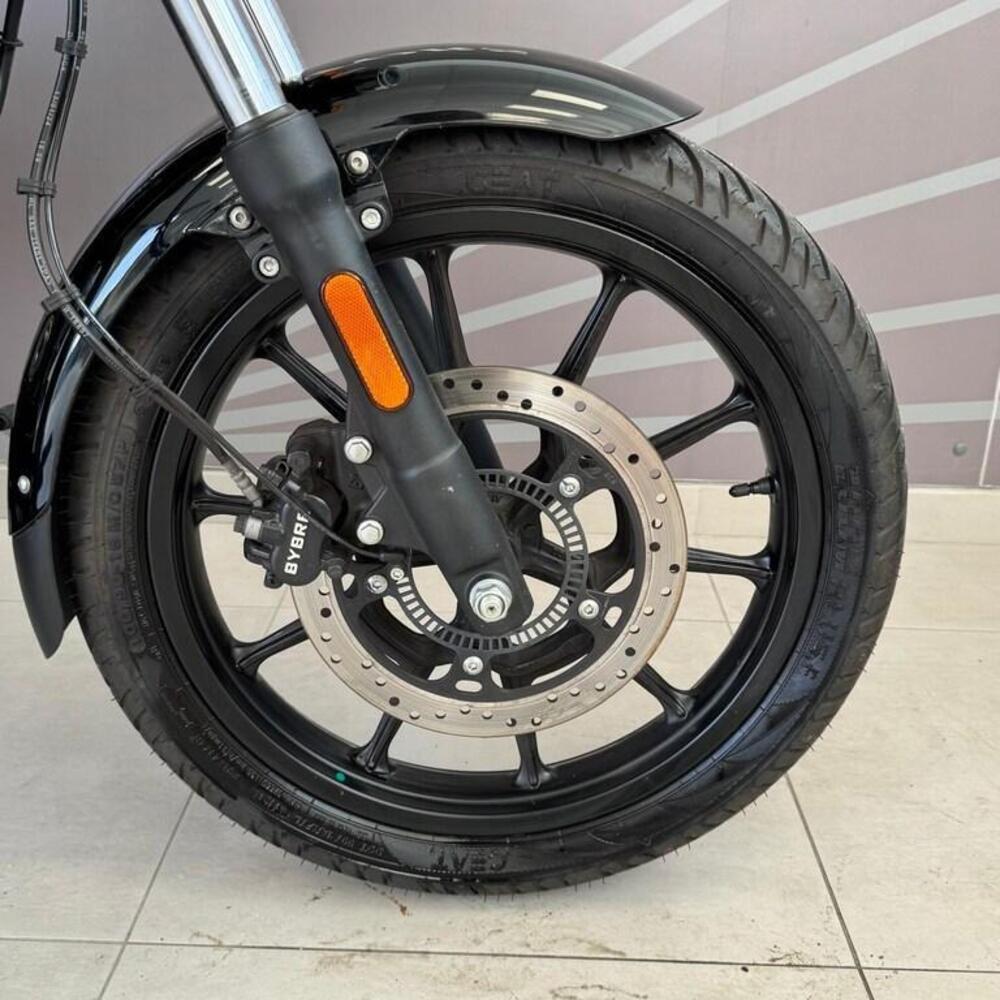 Royal Enfield Meteor 350 (2021 - 26) (4)