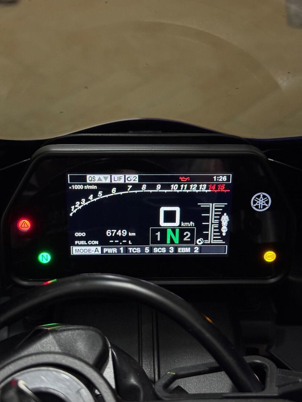 Yamaha YZF R1 (2020 - 25) (5)