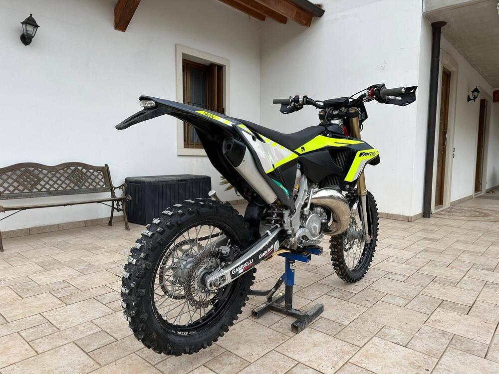 Fantic Motor XE 125 Black Edition (2024) (4)