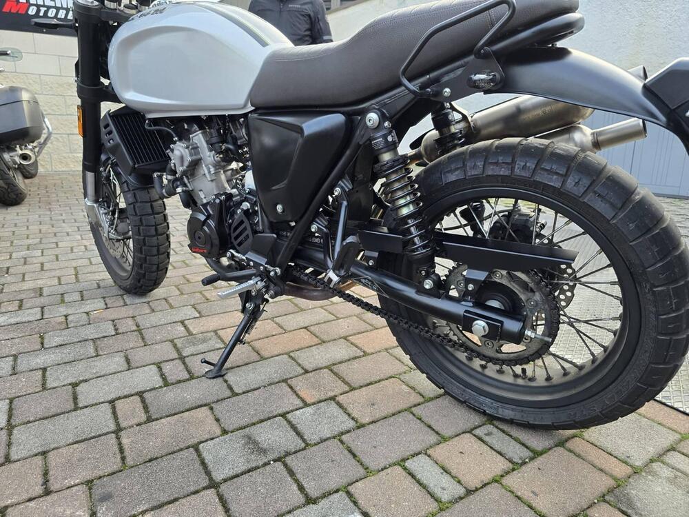 Swm Outlaw 125 (2019 - 20) (6)