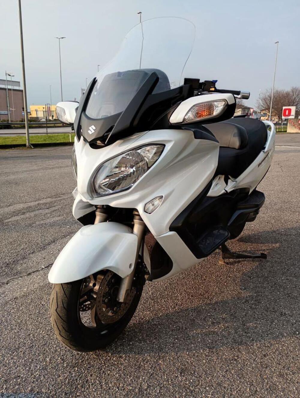 Suzuki Burgman AN 650 (2013 - 15) (2)