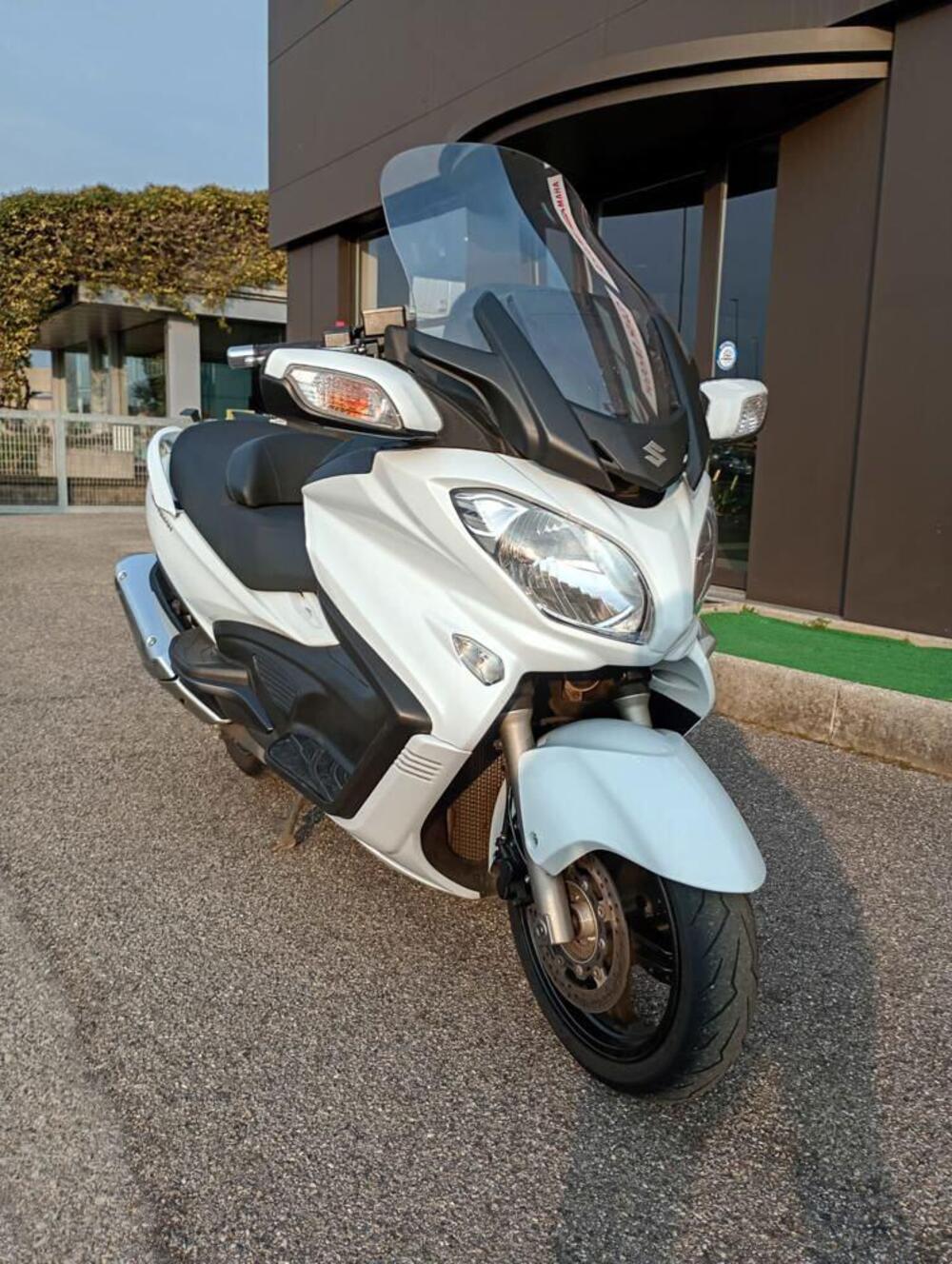Suzuki Burgman AN 650 (2013 - 15) (3)