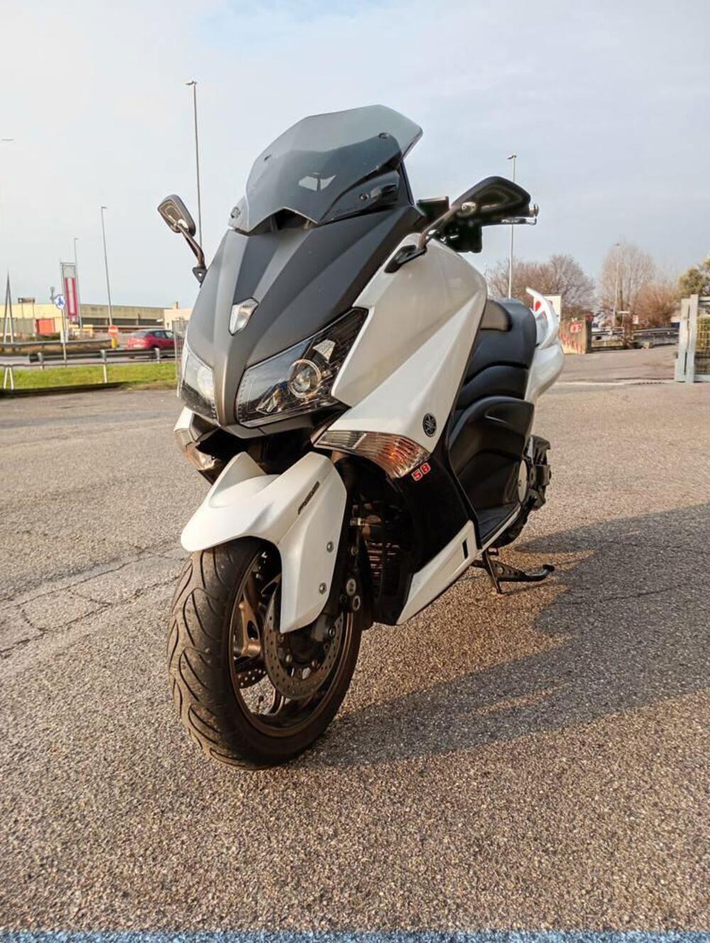 Yamaha T-Max 530 (2012 - 14) (2)