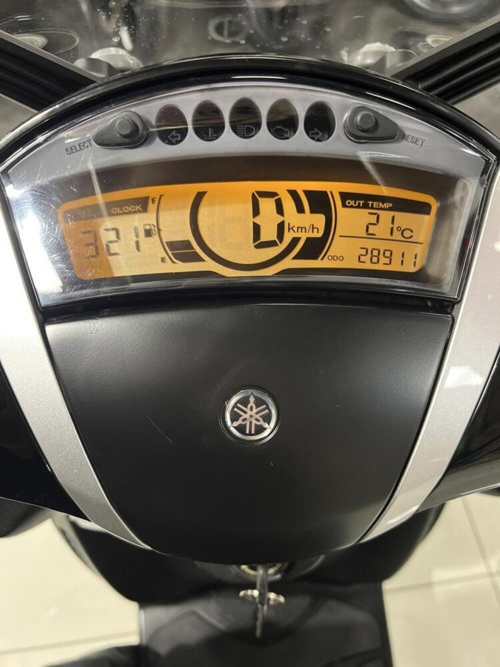 Yamaha Xenter 125 (2011 - 14) (2)