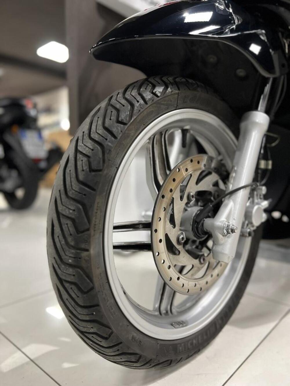 Yamaha Xenter 125 (2011 - 14) (6)