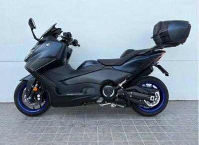 Yamaha T-Max 560 (2022 - 24) usata