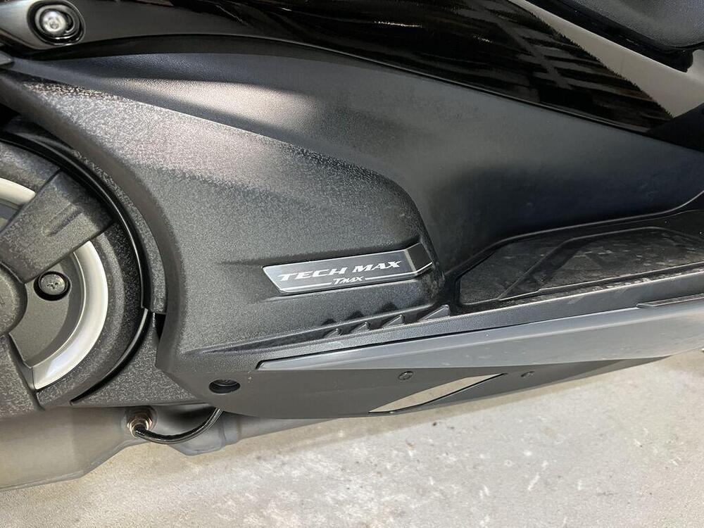Yamaha T-Max 560 Tech Max (2020) (10)