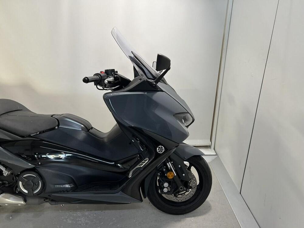 Yamaha T-Max 560 Tech Max (2020) (11)