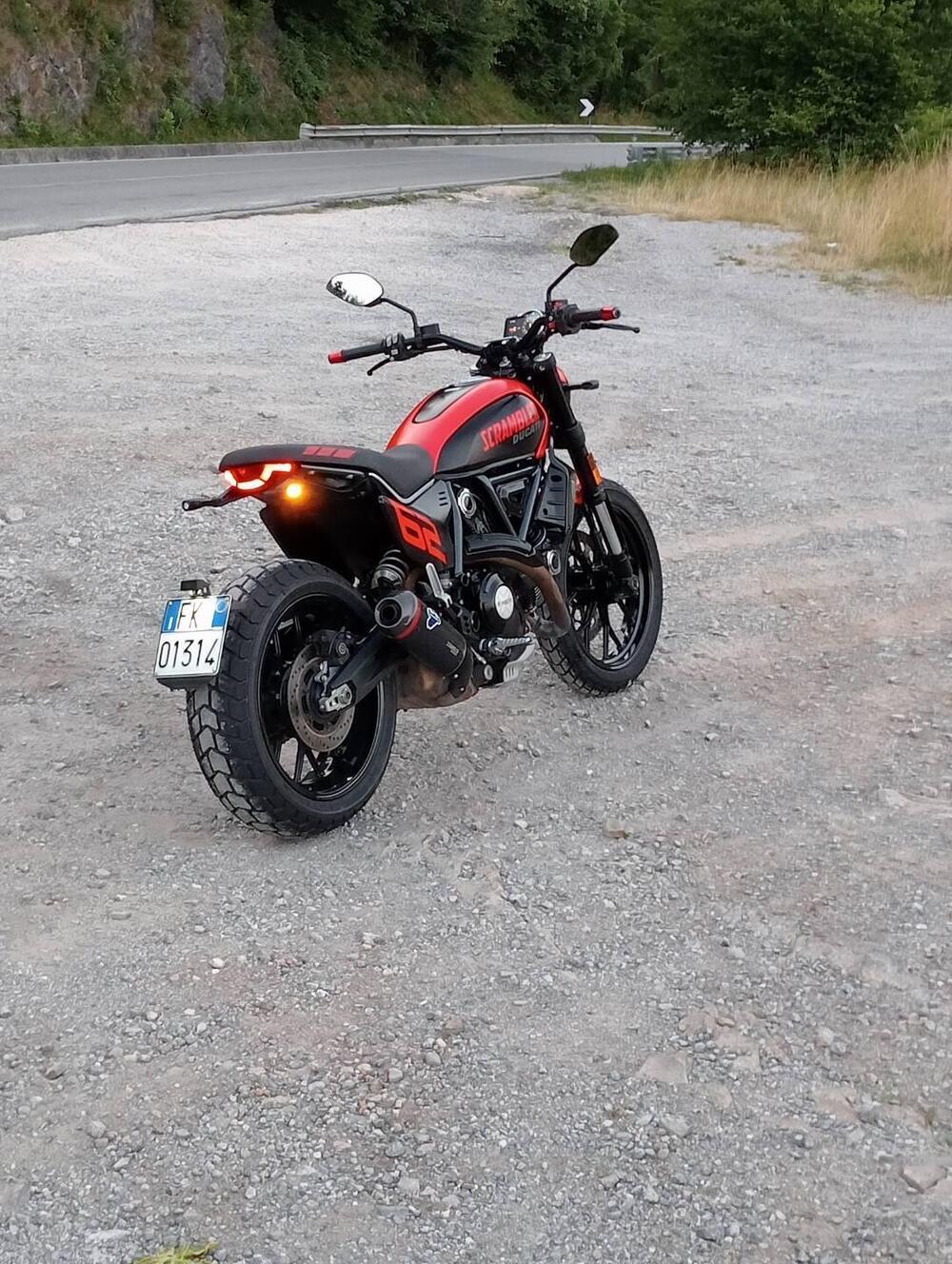 Ducati Scrambler 800 Full Throttle (2023 - 24) (4)