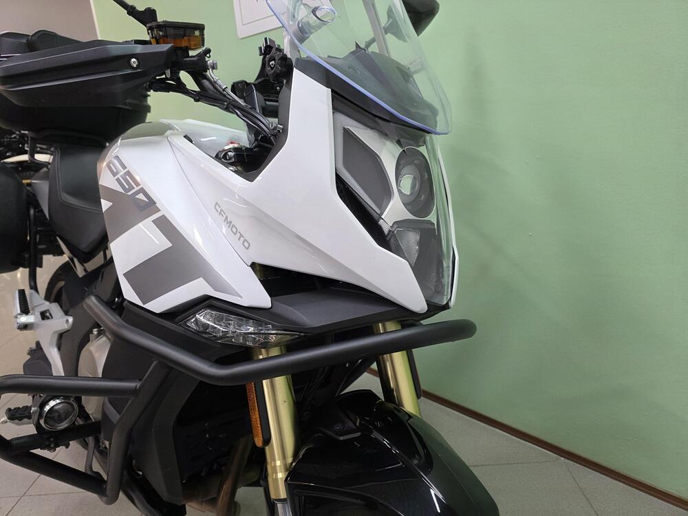CFMOTO 650MT (2021 - 24) (4)