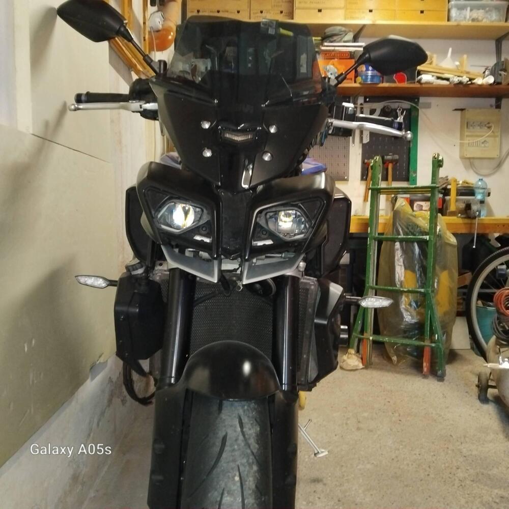 Yamaha MT-10 ABS (2016 - 17) (5)