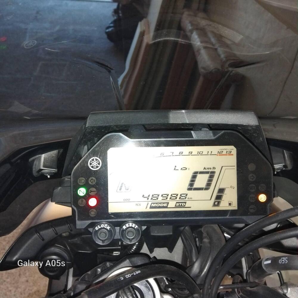 Yamaha MT-10 ABS (2016 - 17) (6)