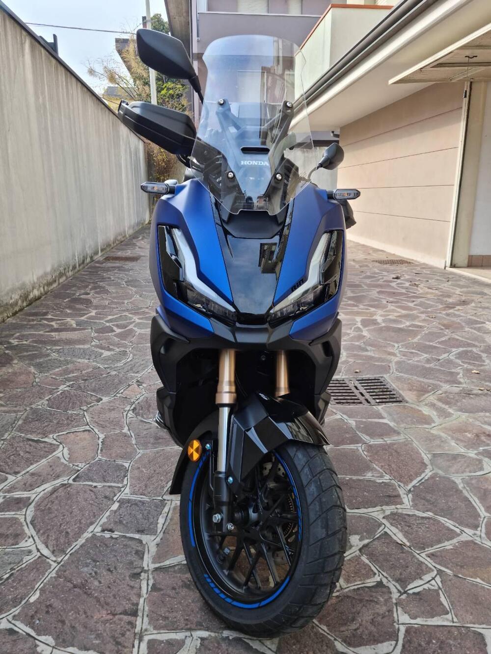 Honda ADV 350 (2022 - 24) (2)