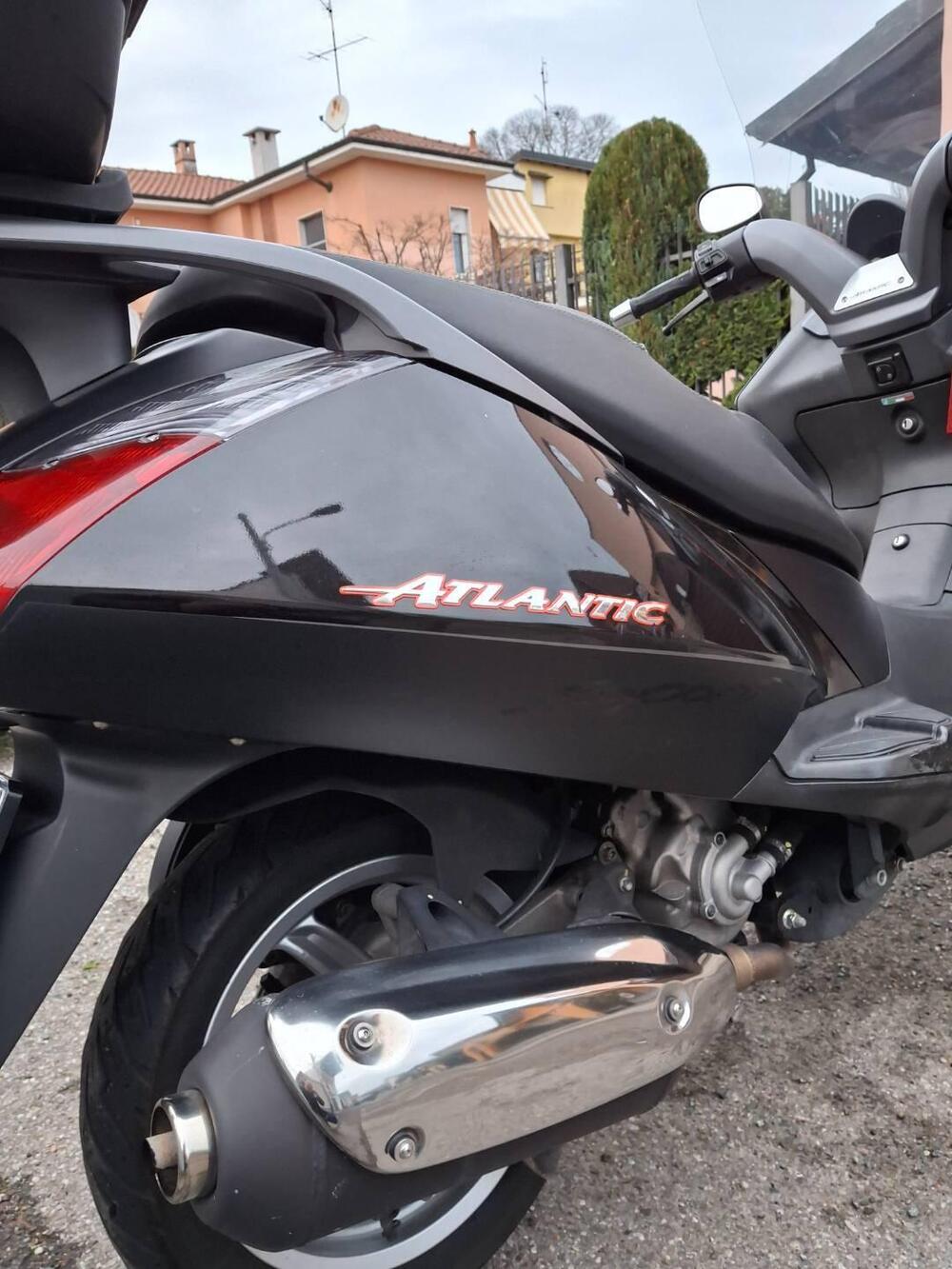 Aprilia Atlantic 300 (2010 - 14) (6)