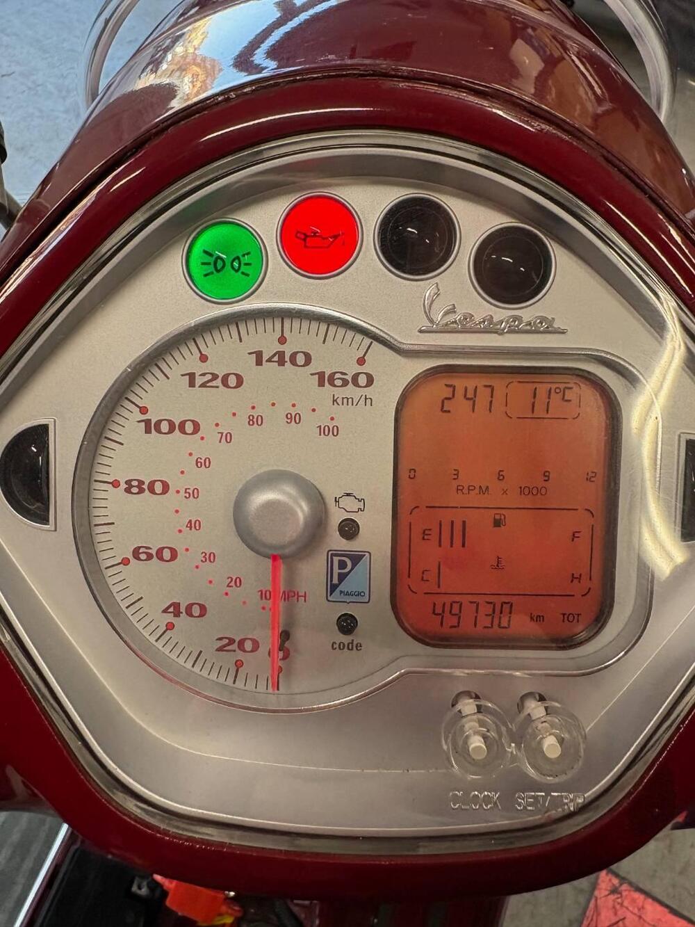 Vespa GTS 250 i.e. (9)