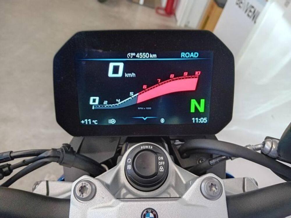 Bmw F 900 R (2025 - 26) (3)