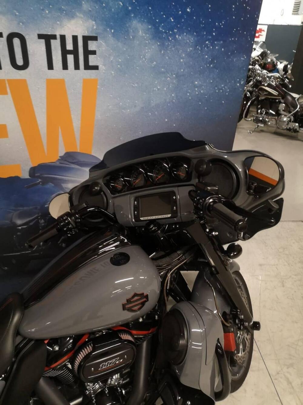 Harley-Davidson 114 Street Glide (2017) (10)