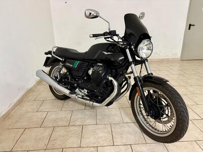Moto Guzzi V7 III Special (2017 - 20) usata