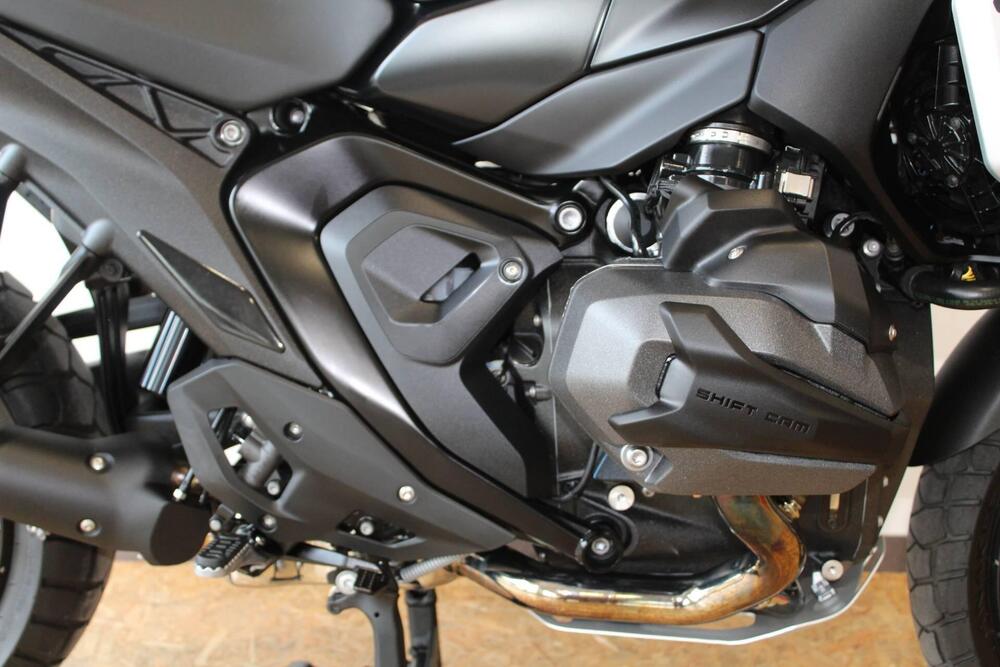 Bmw R 1300 GS Triple Black (2023 - 26) (12)