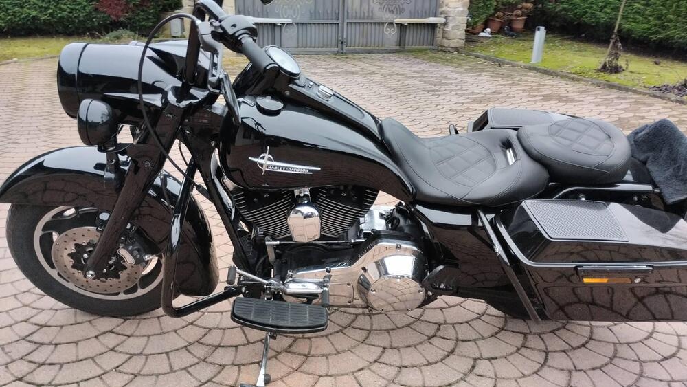 Harley-Davidson 1450 Road King Custom (2002 - 04) - FLHRSI (2)